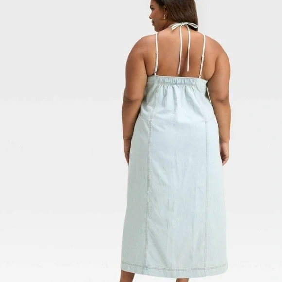 🆕 Denim light wash denim Blue Maxi Dress with V-Neckline
NWT - Picture 4 of 7